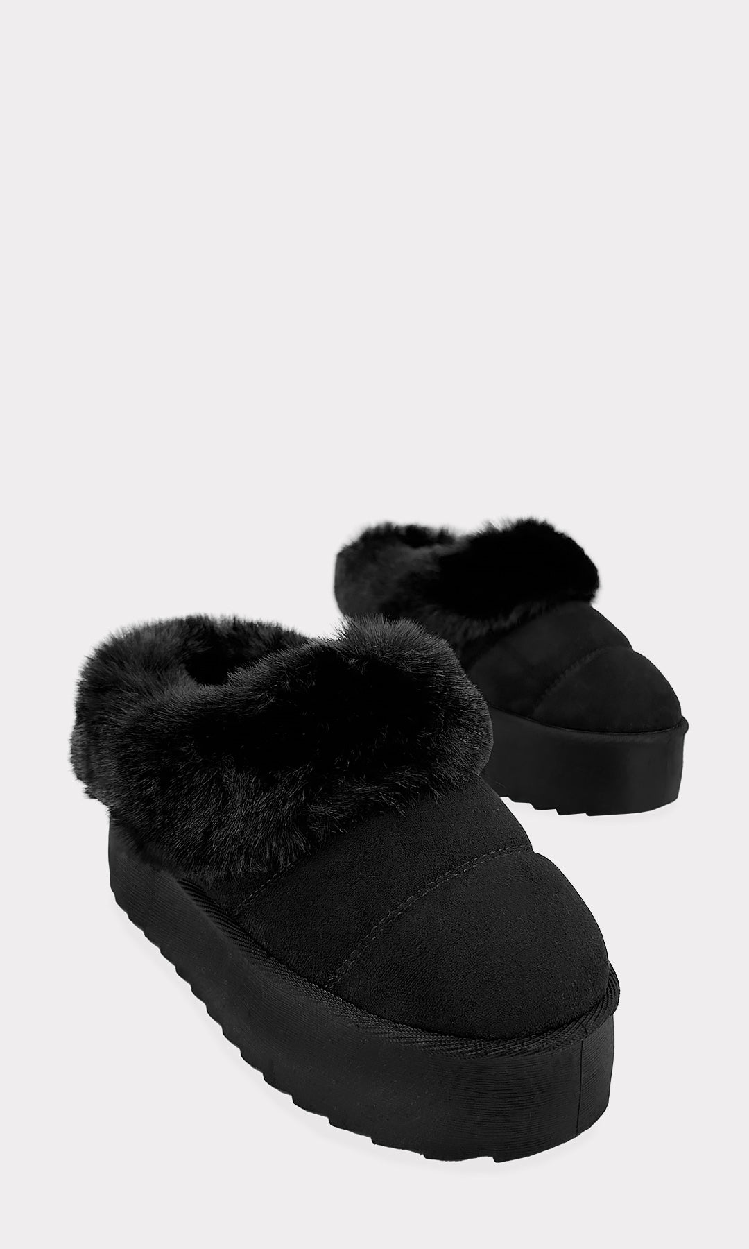 AGATHA BOTAS TIPO UGG PARA EL FRIO ABAJO DEL TOBILLO CON SUELA GRUESA DE PUNTA REDONDA  Y  DISEÑO DE METER 
