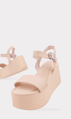 ARIADNA SANDALIAS NUDE ABIERTAS CONFECCIONADAS EN VINIPIEL CON TACON DE 7.5 CM Y HEBILLA PLATEADA EN ANKLE STRAP PARA MUJER   