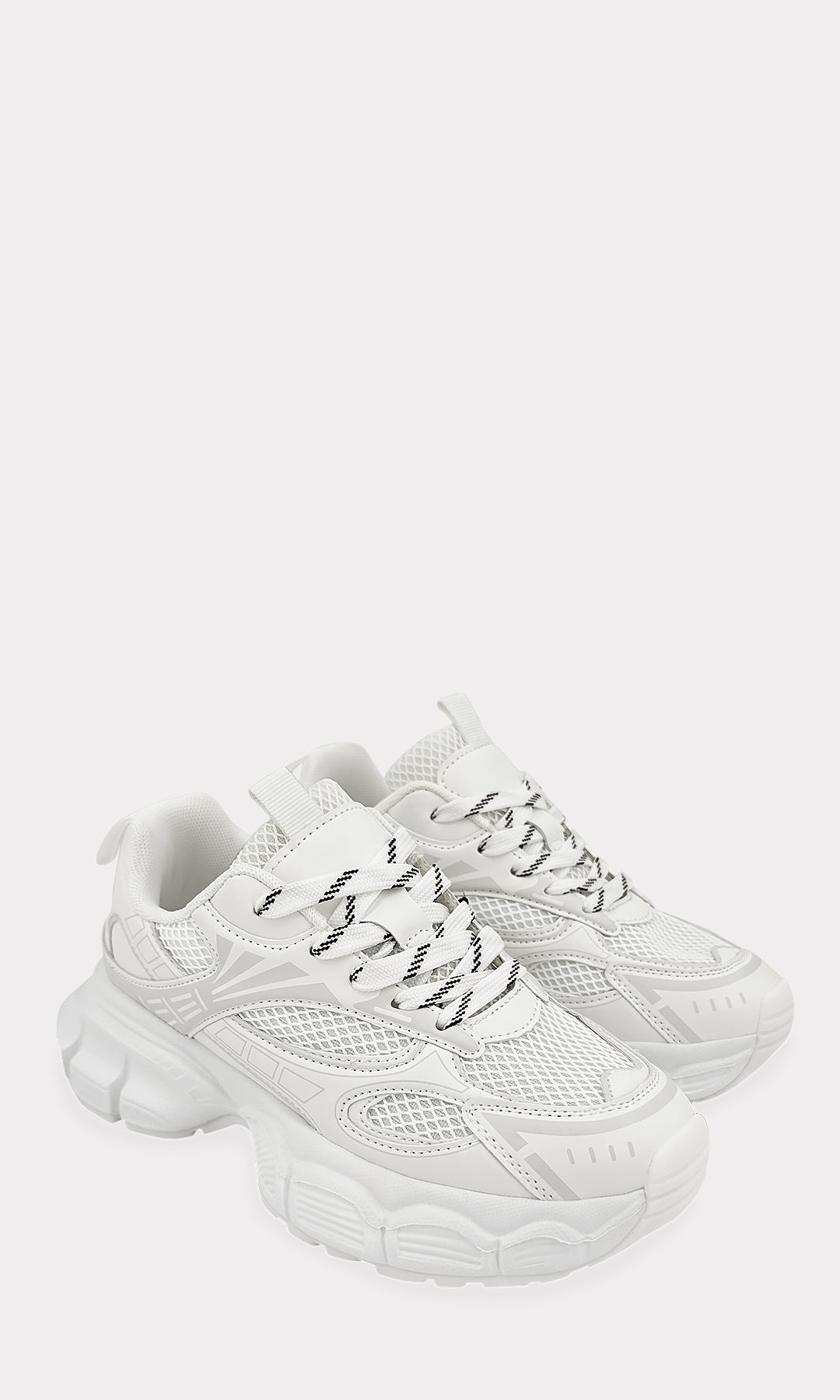 CELESTE SNEAKERS BLANCOS DE PLATAFORMA CHUNKY CON ACABADO MULTITEXTURA Y AGUJETAS CRUZADAS AL FRENTE PARA USAR EN EL GIMNASIO