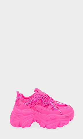 DASH ZAPATILLAS DEPORTIVAS ROSA NEON CONFECCIONADAS EN MULTITEXTURA CON DETALLE DE BRILLOS A LOS COSTADO Y AGUJETA AJUSTABLE PARA CHICA