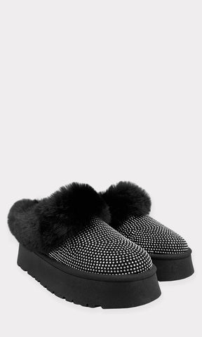 FERGIE BOTINES DE MUJER NEGROS ESTILO UGG CON PLATAFORMA DE 4 CM CONFECCIONADAS EN GAMUZA CON BRILLOS PLATEADOS AL FRENTE Y PELUCHE EN EL TOBILLO