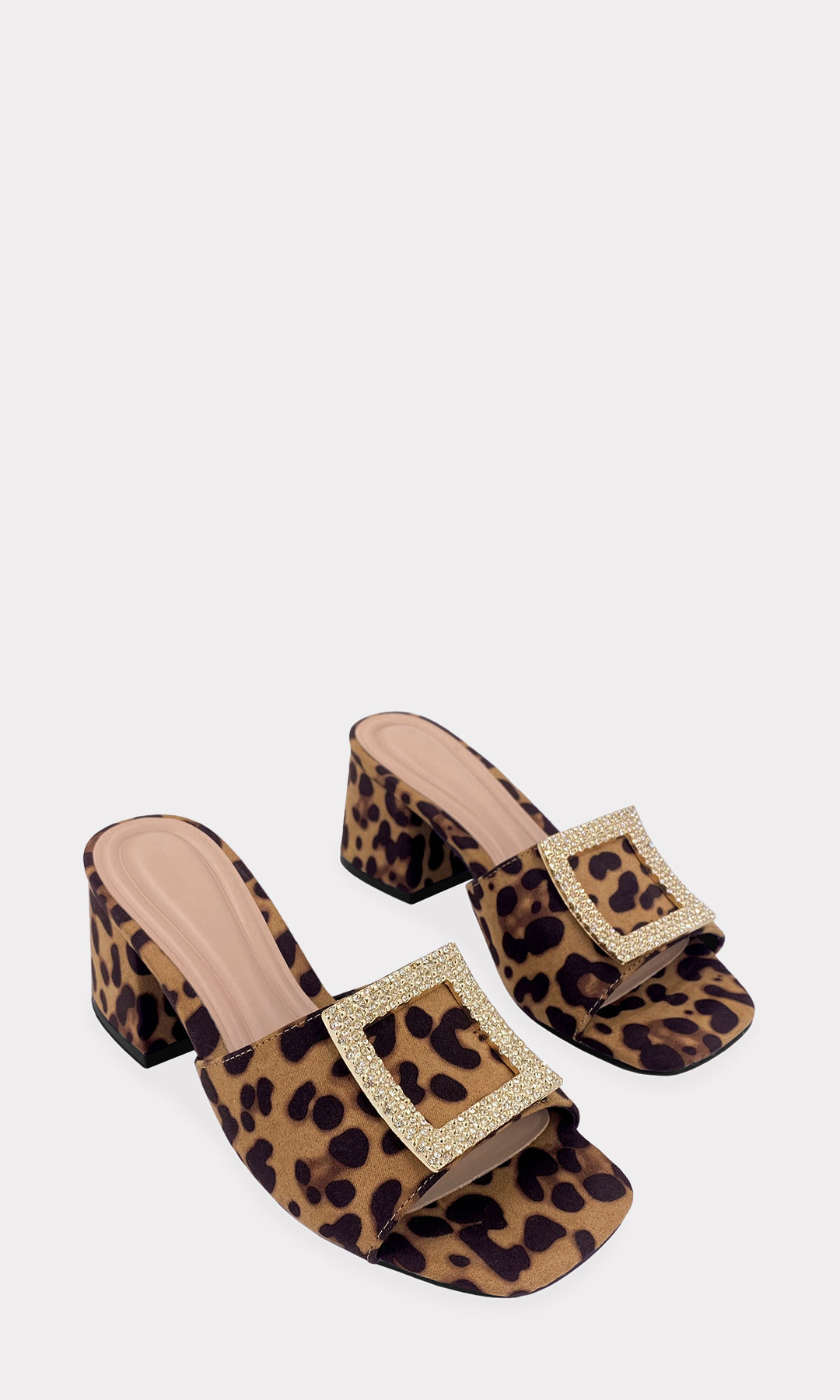 LILLY ZAPATILLAS ABIERTAS DE PUNTA CUADRADA CON ESTAMPADO DE LEOPARDO CONFECCIONADAS EN GAMUZA Y DETALLE DE BRILLOS AL FRENTE PARA MUJER